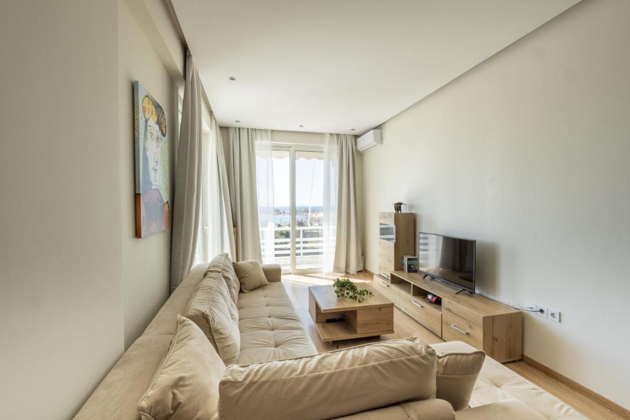 Modern Apt In Glyfada A Breath Away From The Sea - The View Athén Kültér fotó
